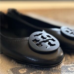 Tory Burch Minnie Travel Ballet Flats, size 9M